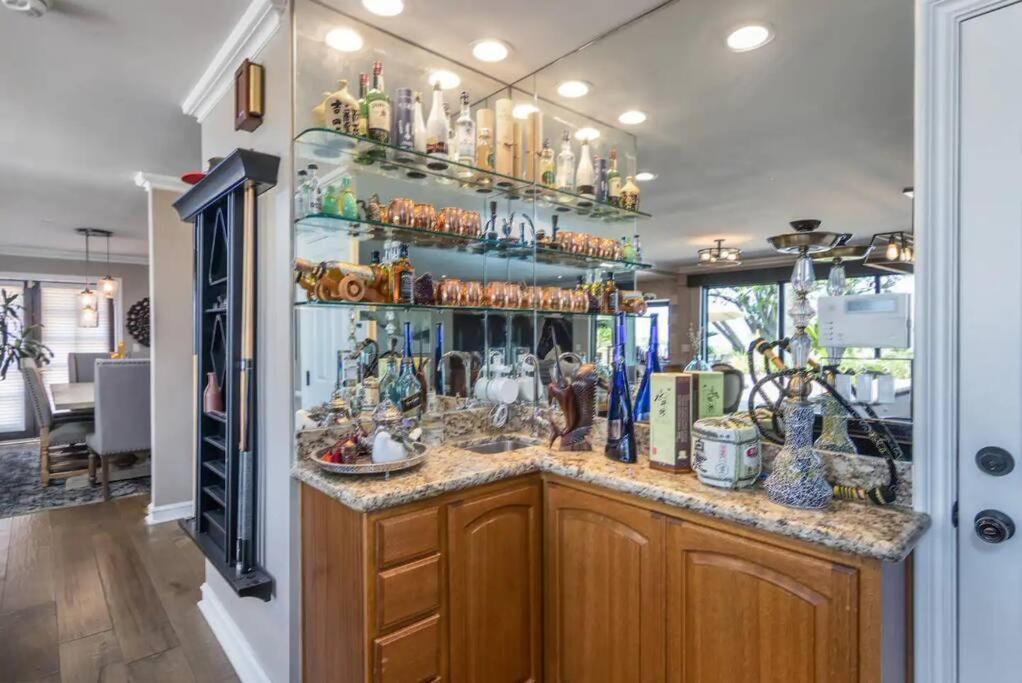 Gorgeous W/pool, Spa, B-ball Court & View! Pousada *